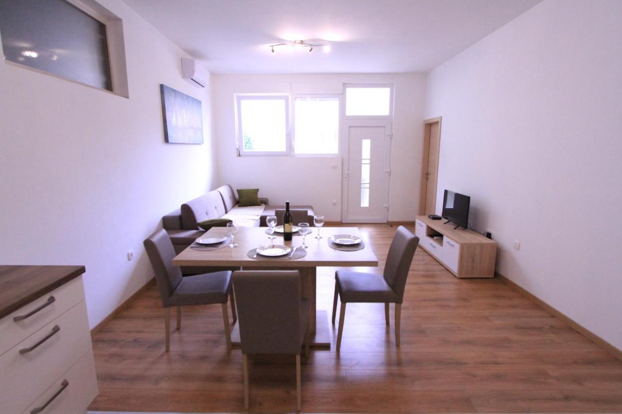 Apartman Darija Podstrana Exterior photo
